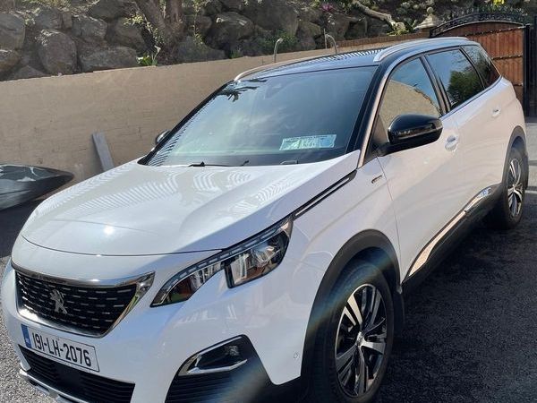 Peugeot 5008 MPV, Petrol, 2019, White