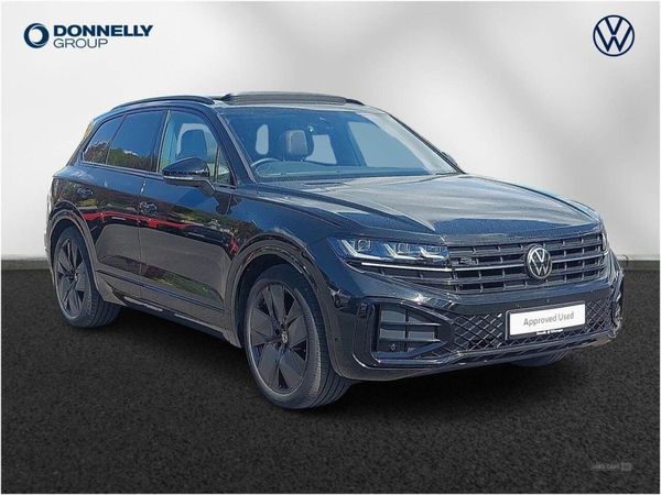 Volkswagen Touareg , Diesel, 2024, Black