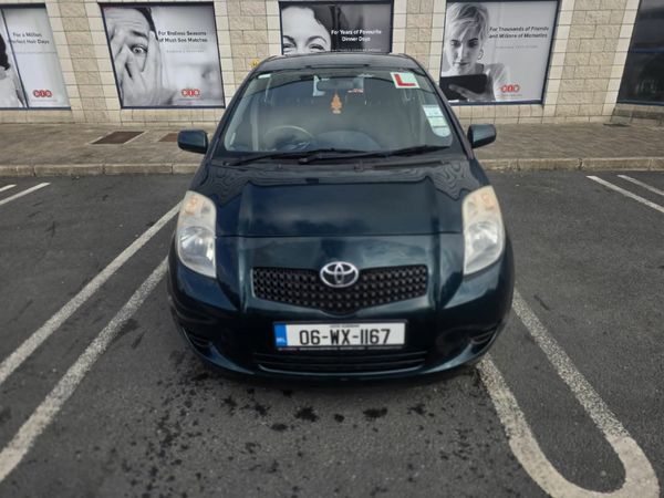 Toyota Yaris Hatchback, Petrol, 2006, Green