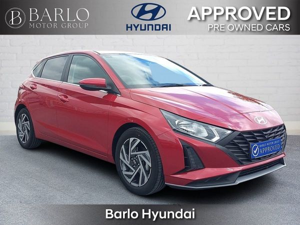 Hyundai i20 Hatchback, Petrol, 2025, Red
