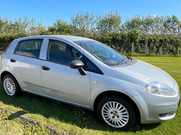 Fiat Punto Hatchback, Petrol, 2007, Grey