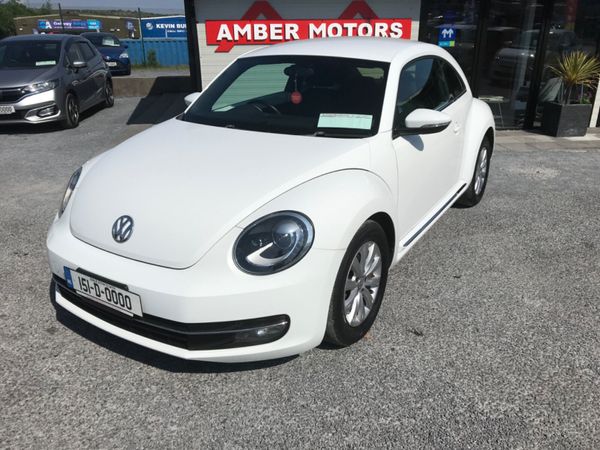 Volkswagen Beetle Hatchback, Petrol, 2015, White