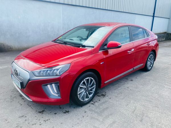 Hyundai IONIQ Hatchback, Electric, 2020, Red