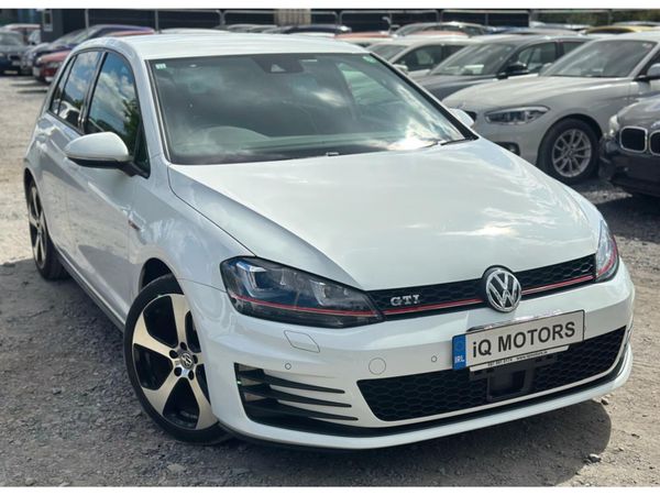 Volkswagen Golf Hatchback, Petrol, 2014, White
