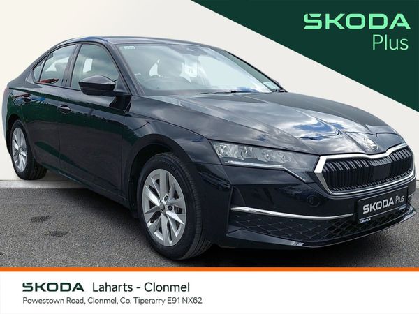Skoda Octavia Saloon, Diesel, 2024, Black