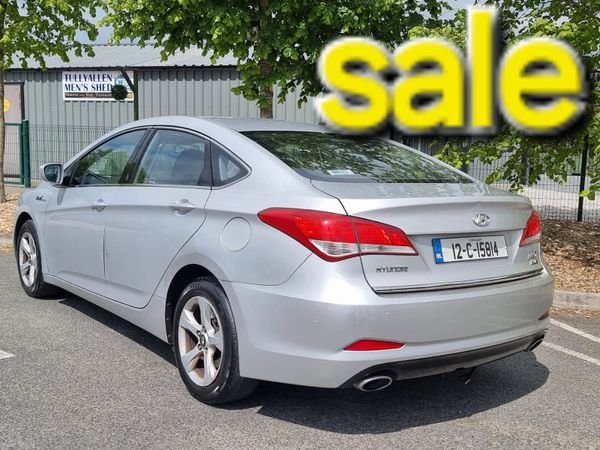 Hyundai i40 Saloon, Diesel, 2012, Silver