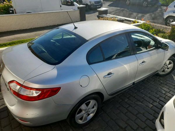 Renault Fluence Saloon, Diesel, 2013, Silver