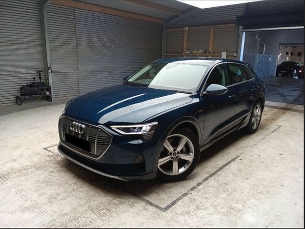 Audi e-tron SUV, Electric, 2021, Blue