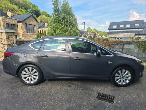 Opel Astra Saloon, Diesel, 2014, Grey