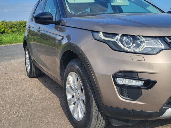 Land Rover Discovery Sport SUV, Diesel, 2015, Gold