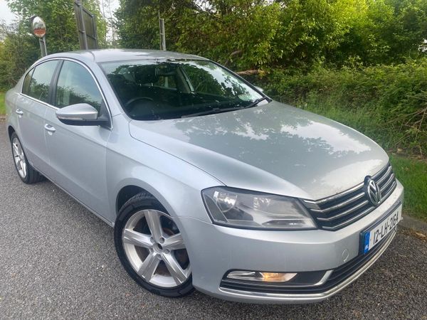 Volkswagen Passat Saloon, Diesel, 2012, Silver