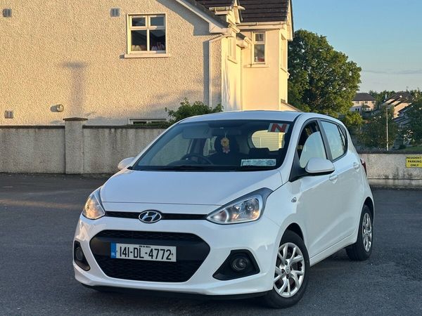 Hyundai i10 Hatchback, Petrol, 2014, White