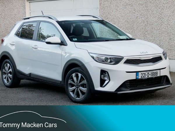 Kia Stonic Estate/Jeep, Petrol, 2022, White