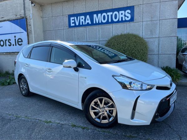 Toyota Prius MPV, Petrol Hybrid, 2017, White