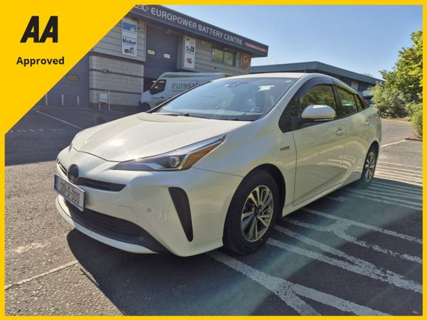 Toyota Prius Hatchback, Petrol Hybrid, 2020, White