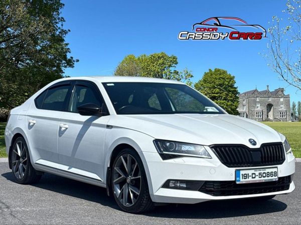 Skoda Superb Hatchback, Diesel, 2019, White