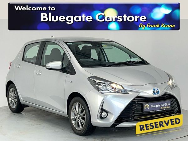 Toyota Yaris Hatchback, Petrol Hybrid, 2018, Grey