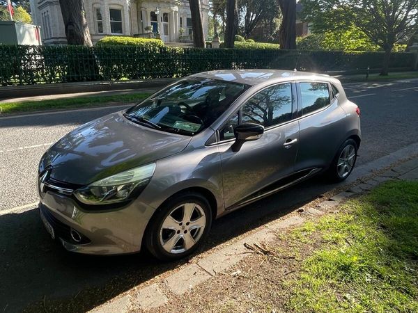 Renault Clio Hatchback, Petrol, 2016, Grey