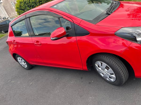 Toyota Vitz Hatchback, Petrol, 2013, Red