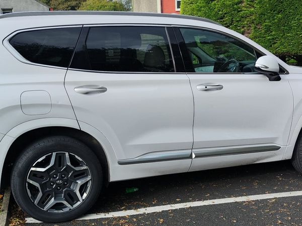 Hyundai Santa Fe SUV, Petrol Plug-in Hybrid, 2022, White