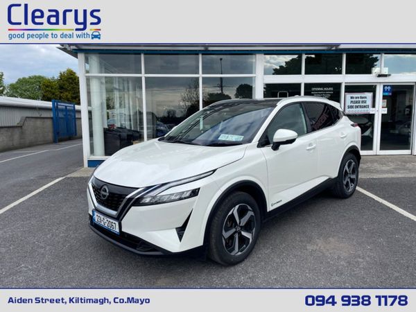 Nissan Qashqai MPV, Petrol Hybrid, 2023, White