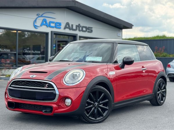 Mini Cooper Hatchback, Diesel, 2017, Red