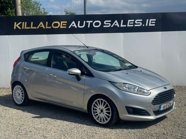 Ford Fiesta Hatchback, Petrol, 2014, Silver