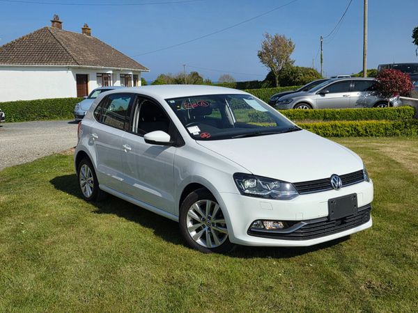 Volkswagen Polo Hatchback, Petrol, 2017, White