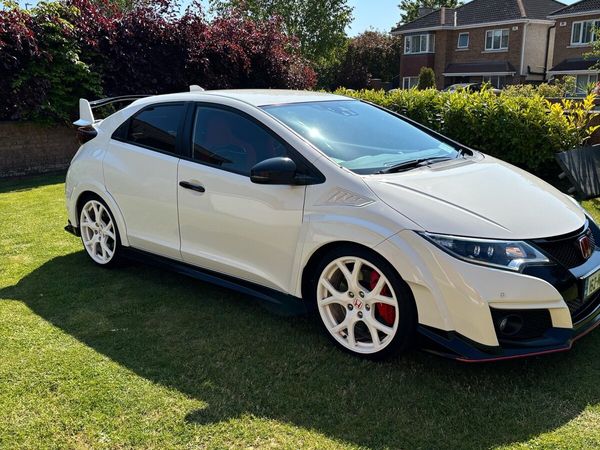 Honda Civic Hatchback, Petrol, 2016, White