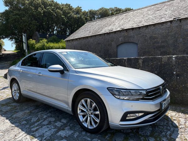 Volkswagen Passat Saloon, Diesel, 2020, Grey