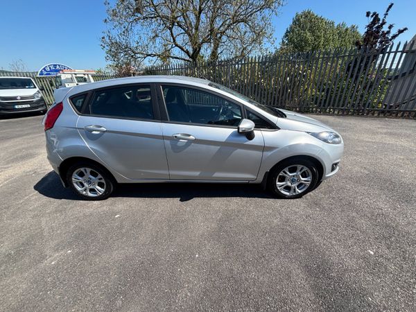 Ford Fiesta Hatchback, Diesel, 2016, Silver