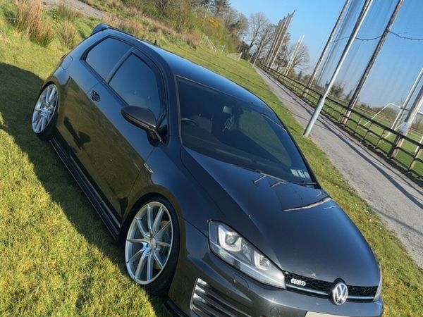 Volkswagen Golf Hatchback, Diesel, 2015, Grey