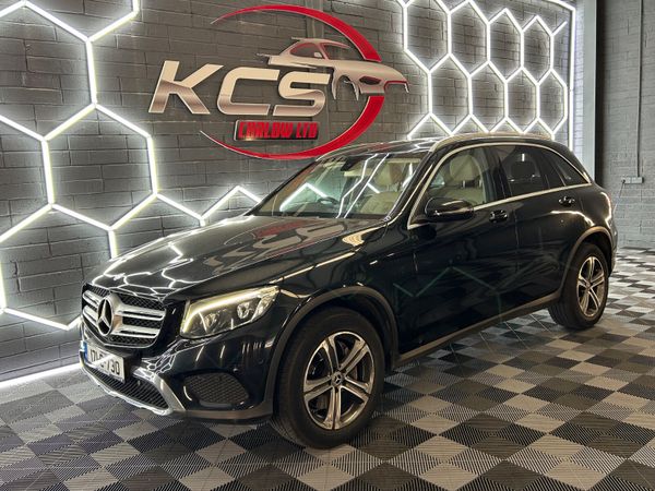 Mercedes-Benz 220 Estate/Jeep, Diesel, 2017, Black