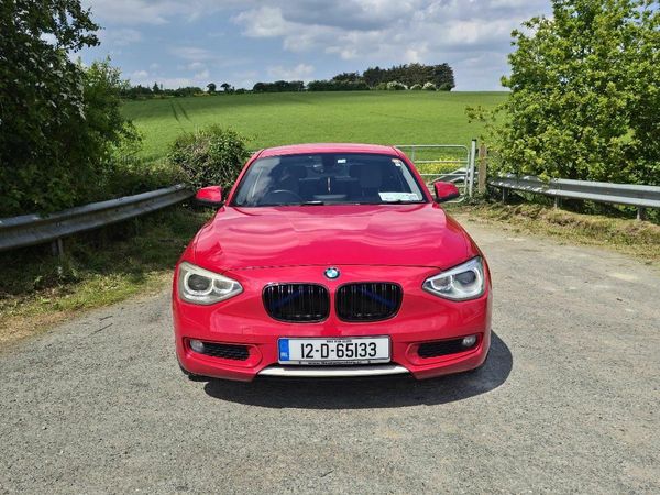BMW 1-Series Hatchback, Petrol, 2012, Red