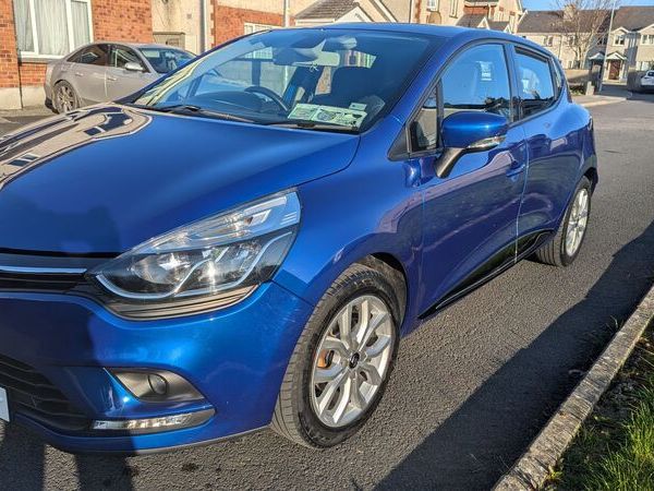 Renault Clio Hatchback, Petrol, 2019, Blue