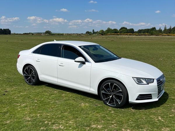 Audi A4 Saloon, Petrol, 2017, White