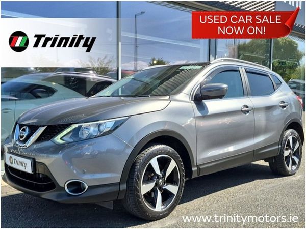 Nissan Qashqai Hatchback, Petrol, 2015, Grey
