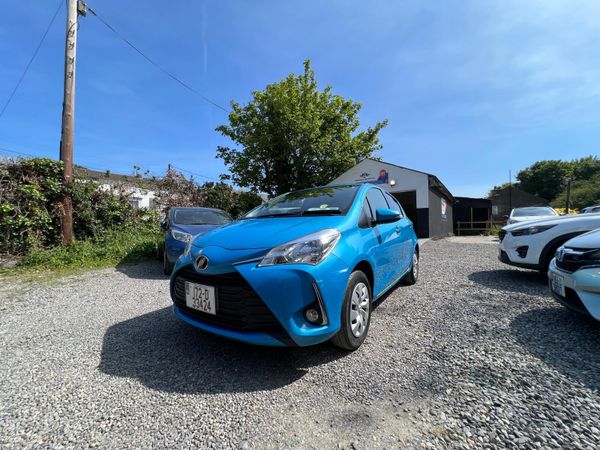 Toyota Vitz Hatchback, Petrol, 2017, Blue
