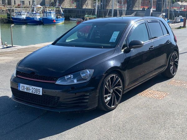 Volkswagen Golf Hatchback, Diesel, 2013, Black