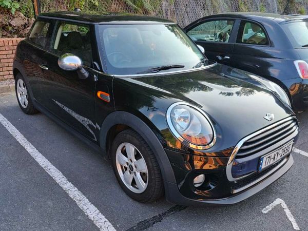 Mini Cooper Hatchback, Diesel, 2017, Black