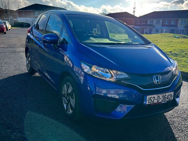 Honda Fit Hatchback, Petrol Hybrid, 2015, Blue