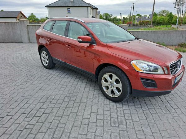 Volvo XC60 SUV, Diesel, 2012, Red
