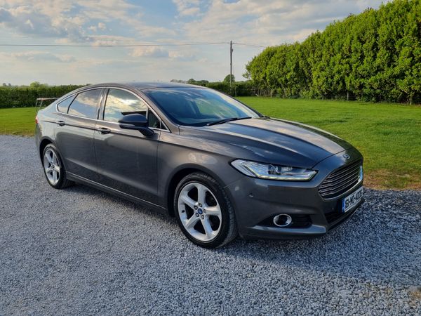 Ford Mondeo Hatchback, Diesel, 2016, Grey