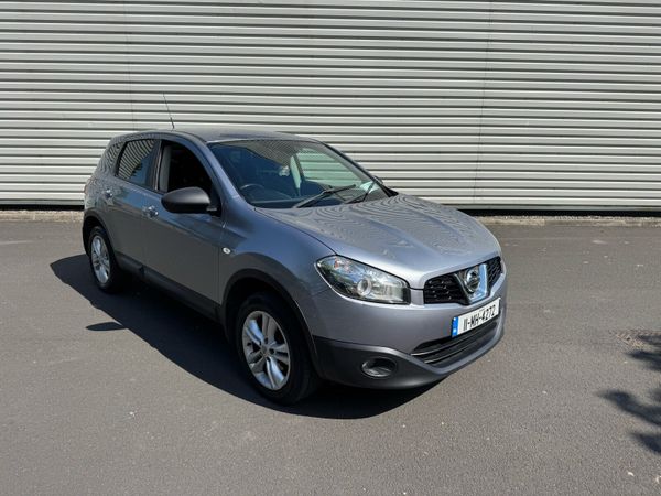 Nissan Qashqai Hatchback, Diesel, 2011, Grey