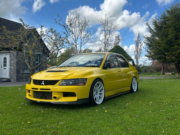 Mitsubishi Lancer Saloon, Petrol, 2003, Yellow