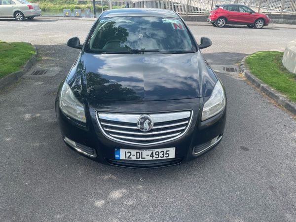 Vauxhall Insignia Hatchback, Diesel, 2012, Black