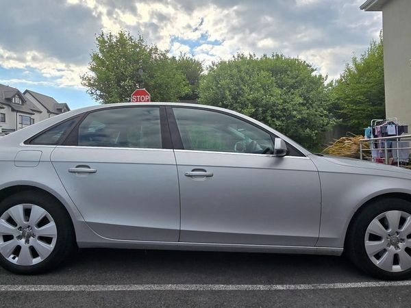 Audi A4 Saloon, Diesel, 2010, Silver