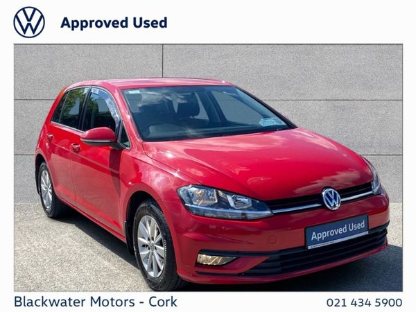 Volkswagen Golf Hatchback, Diesel, 2019, Red