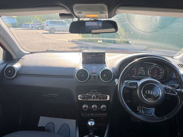 BMW 1-Series Hatchback, Petrol, 2012, White