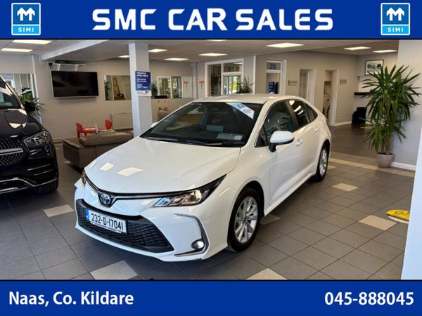 Toyota Corolla Saloon, Petrol Hybrid, 2023, White